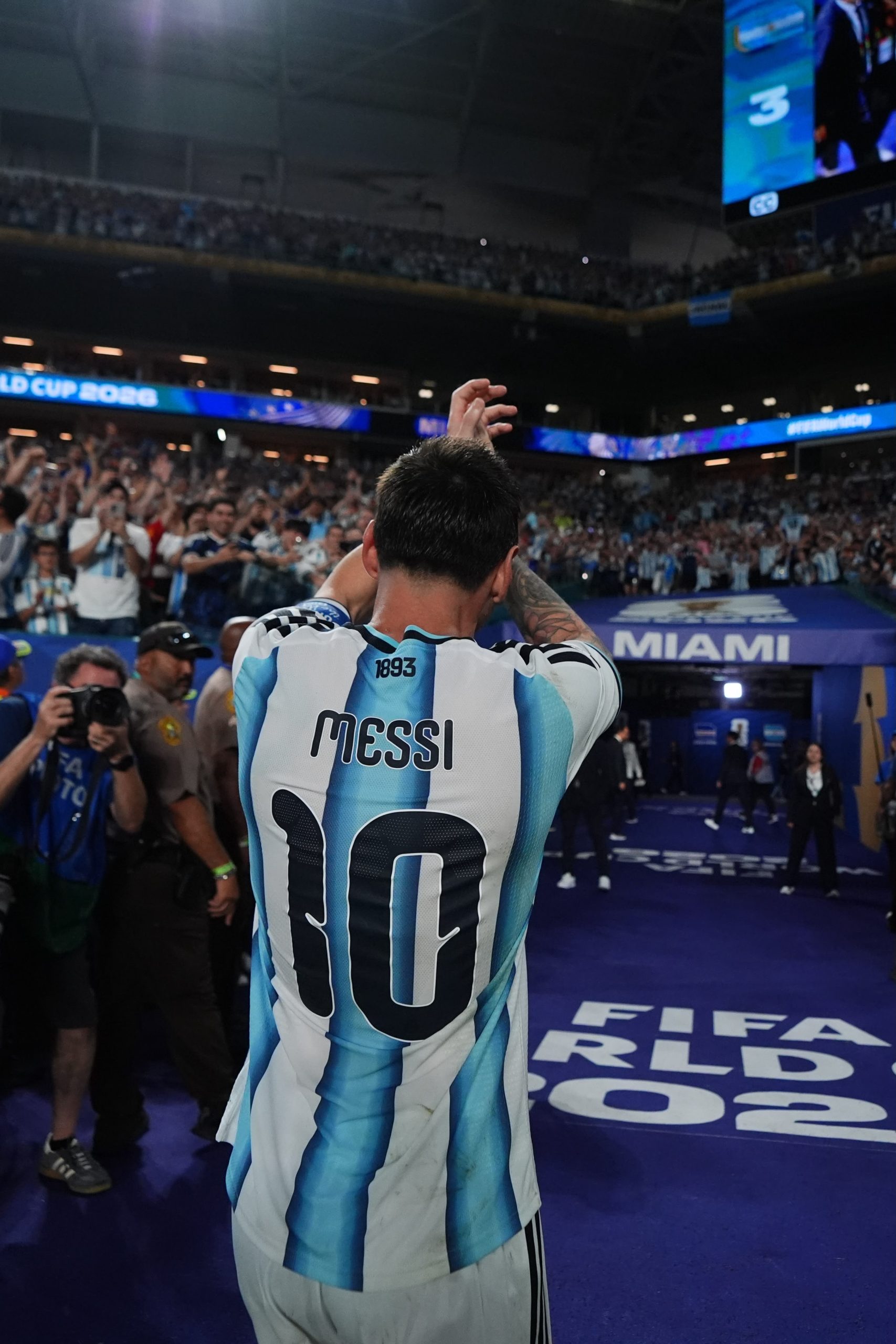 Messi wearing Argentina number 10